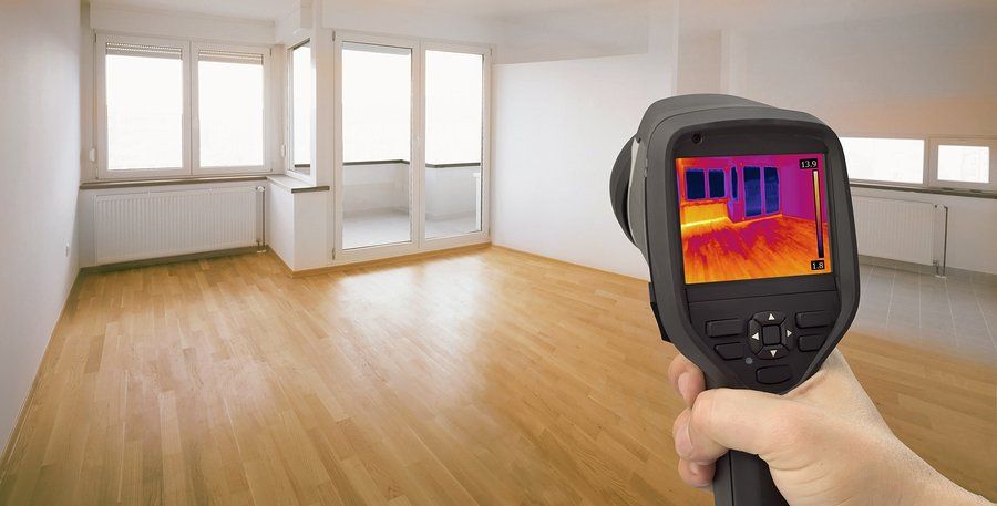 Thermal Image of Heat Leak thru Windows