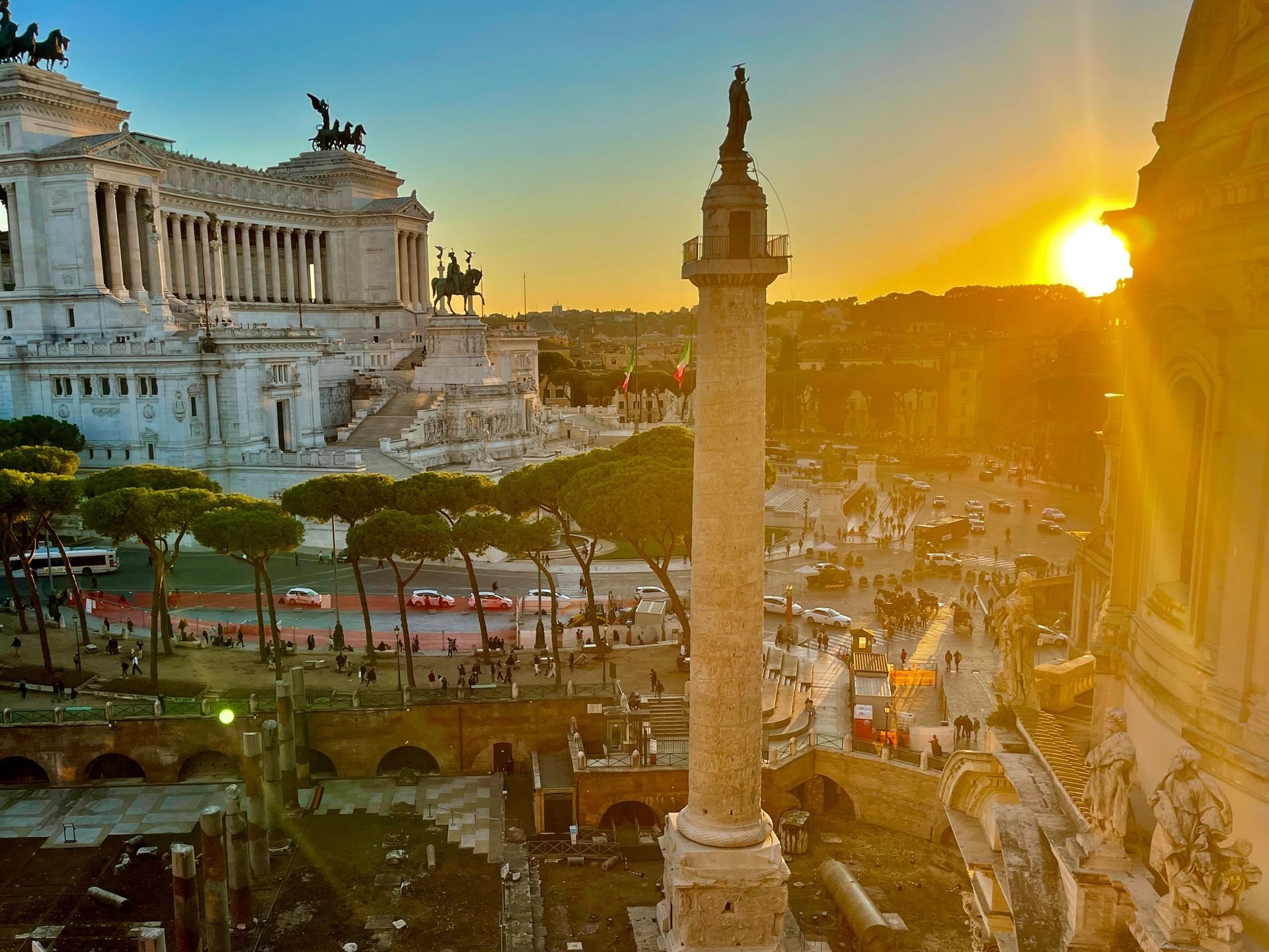 Guided Tours of Rome | Walking Tour of Rome at Sunset Private Tour Guide and Driver to Discover Rome