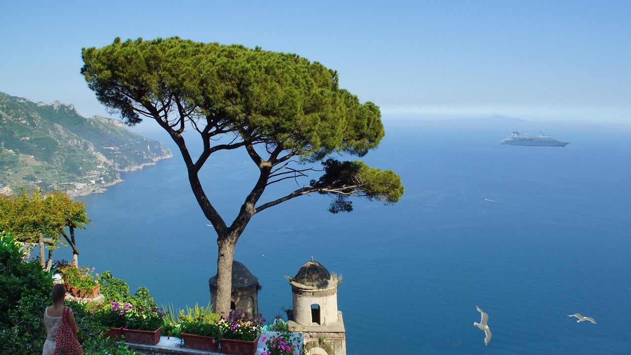 Amalfi Coast day trip from Rome private VIP full-day tour with a deluxe vehicle 