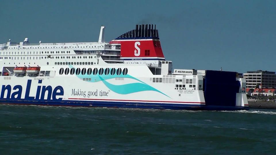 We also drive to and from: Hoek van Holland and Rotterdam with animals for a ferry crossing to England for example with P&O Ferries and Stena Line)