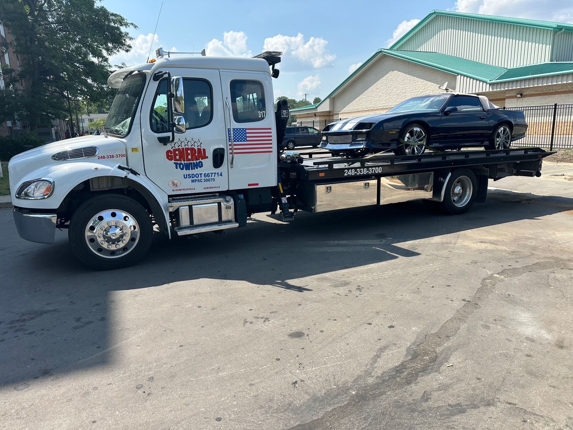Towing Truck — Auburn Hills, MI — General Towing Auburn Hills