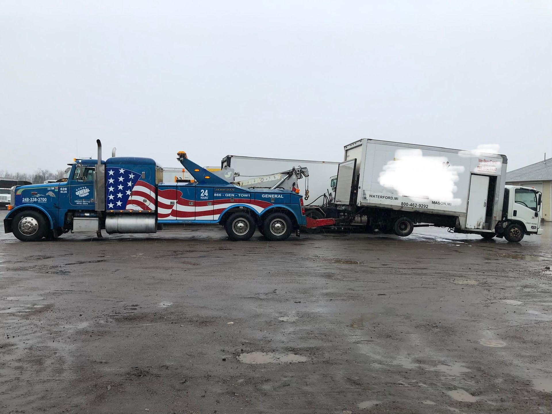 Towing Truck — Auburn Hills, MI — General Towing Auburn Hills