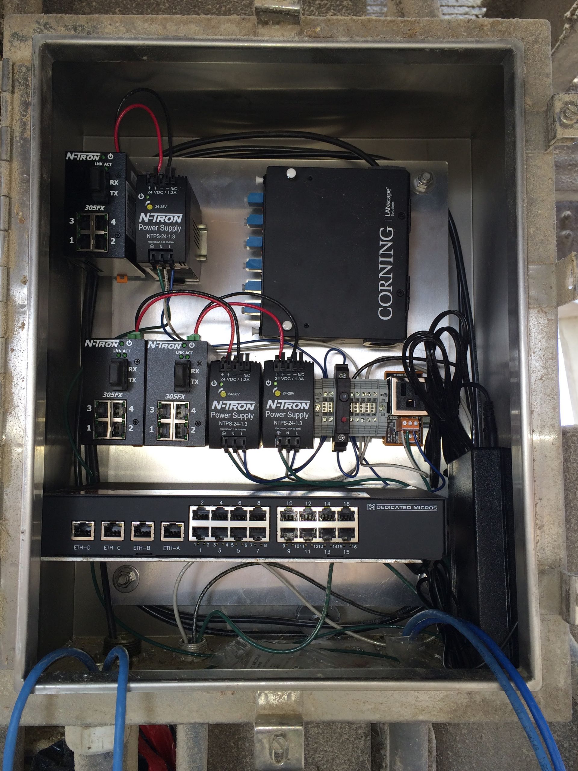 A stainless steel box with a black box that says ' content ' on it