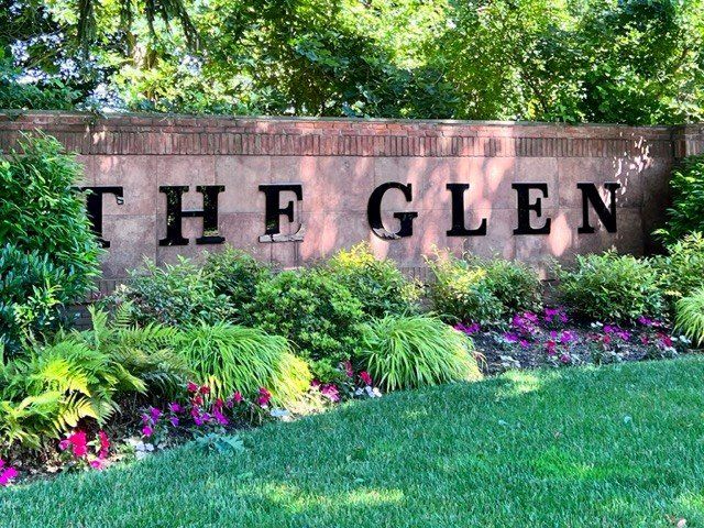 The Glen 24