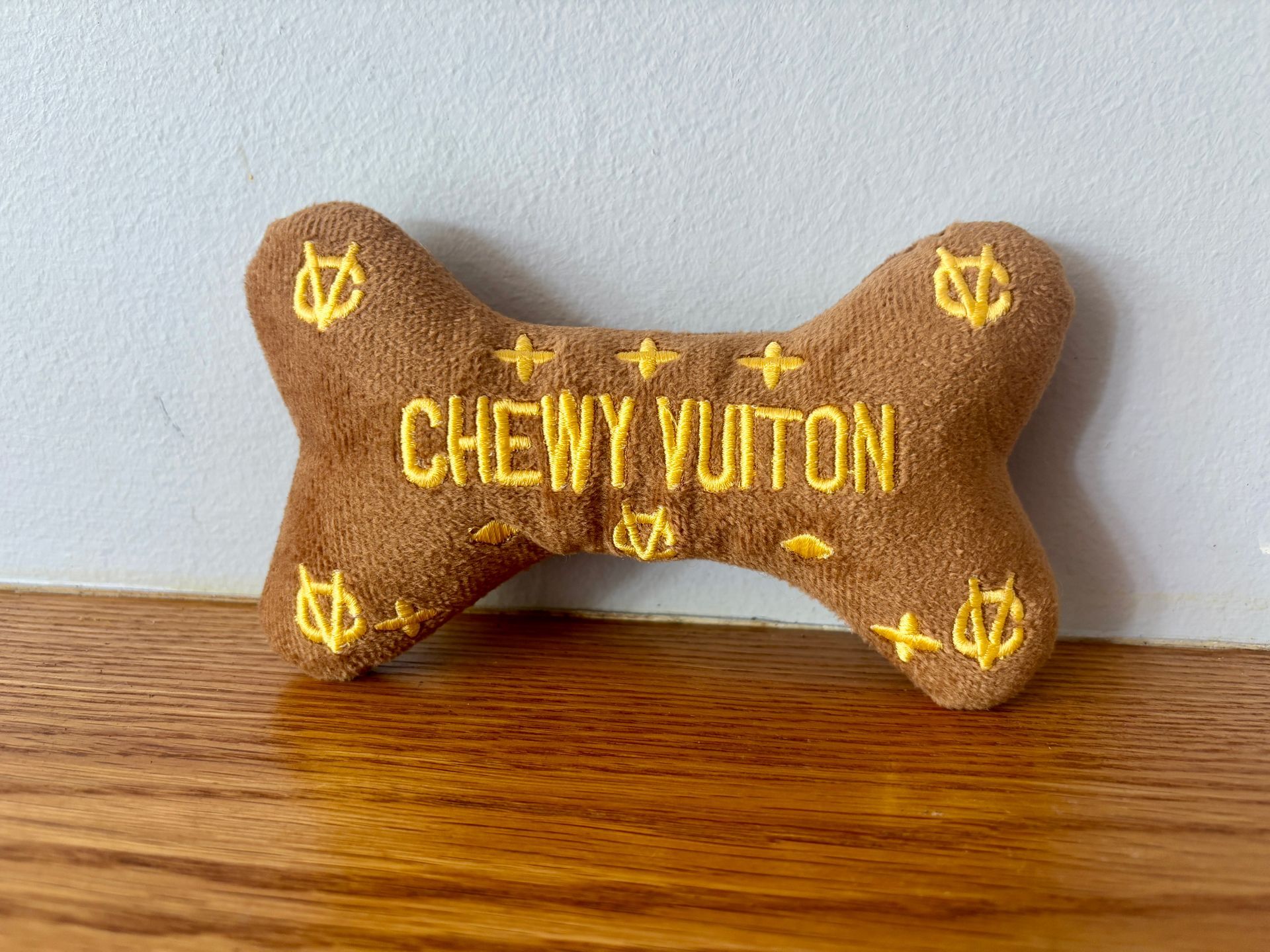 ChewyVuitonBone