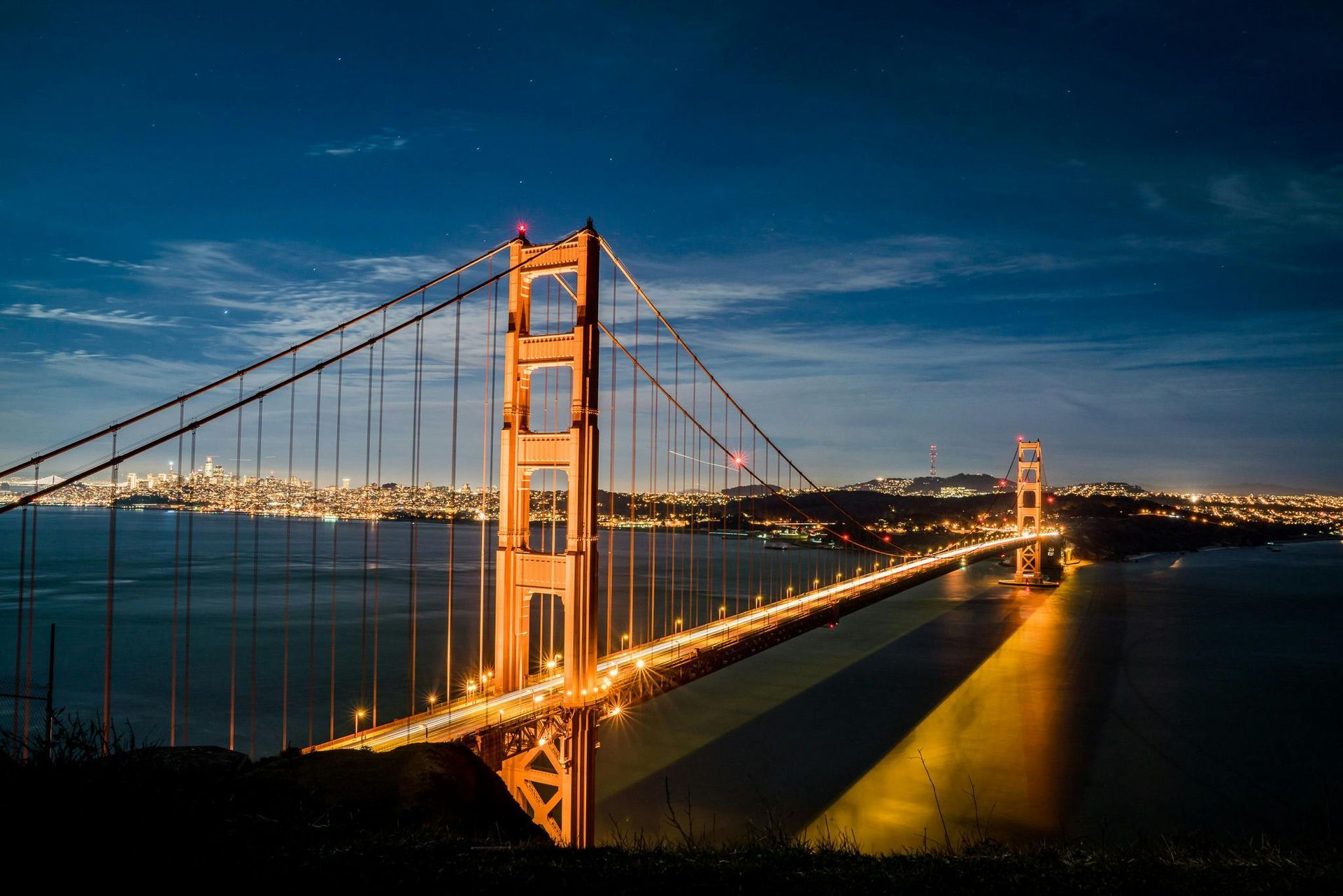 Night view of San Francisco's Golden Gate Bridge, connecting San Francisco with Marin and Sonoma Counties.