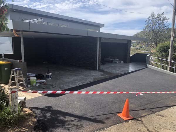 new garage asphalt