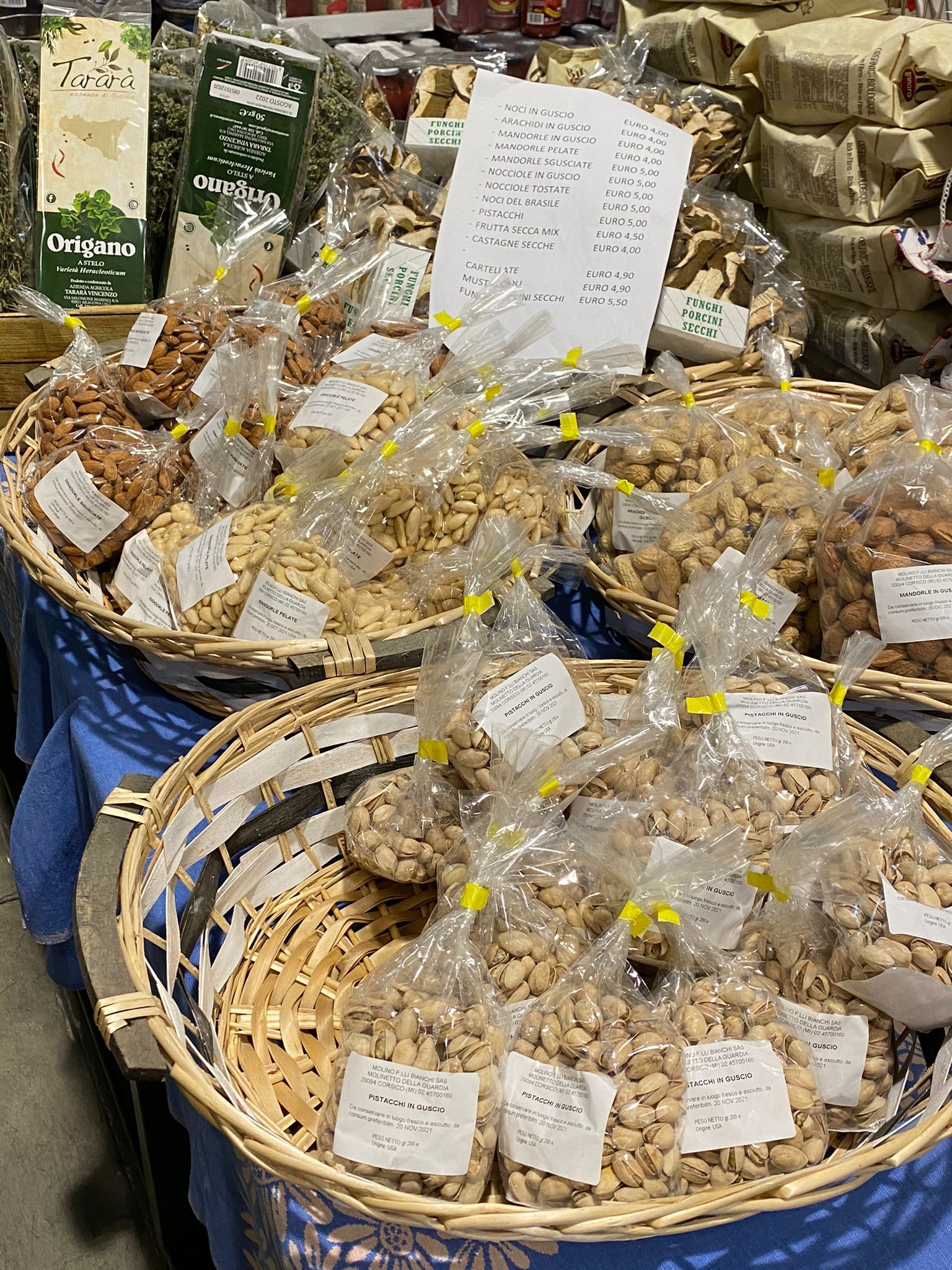 vendita frutta secca