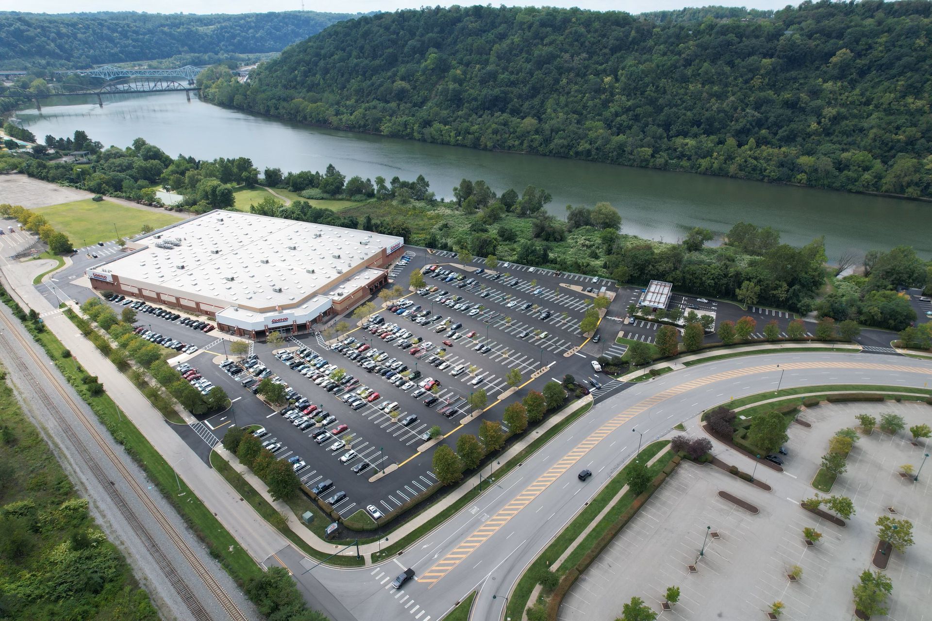 Large Retail Wholesaler