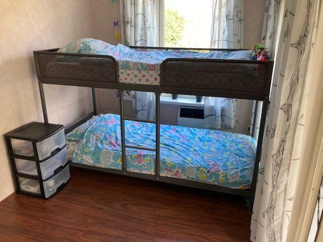 Nieuw stapelbed op camping De Krim op Texel