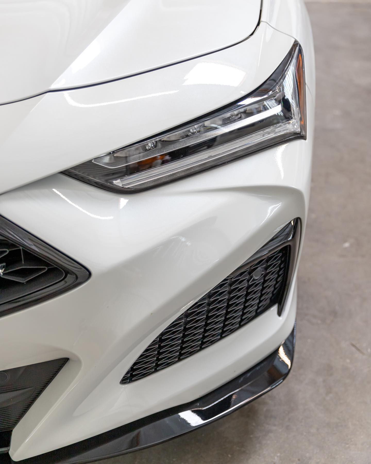 window tinting installation