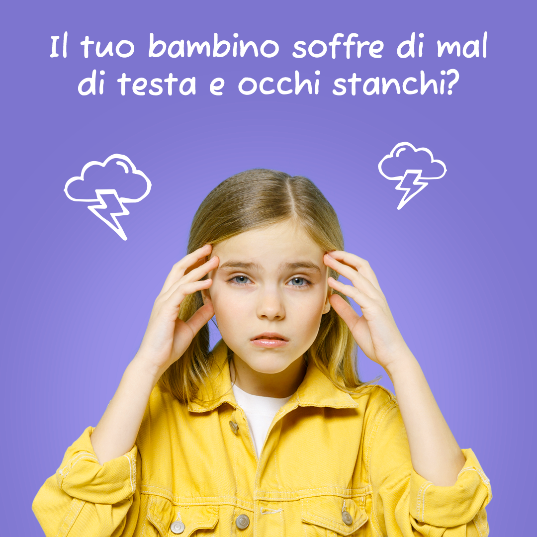 Una ragazza con una giacca gialla si tiene la testa con una nuvola e un fulmine dietro di lei