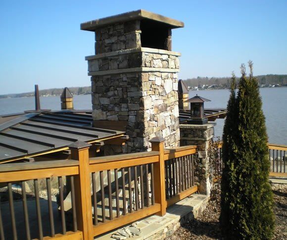 Arkansas Fieldstone Natural Straigh Edge with Tennessee Crab Orchard Chimney Cap