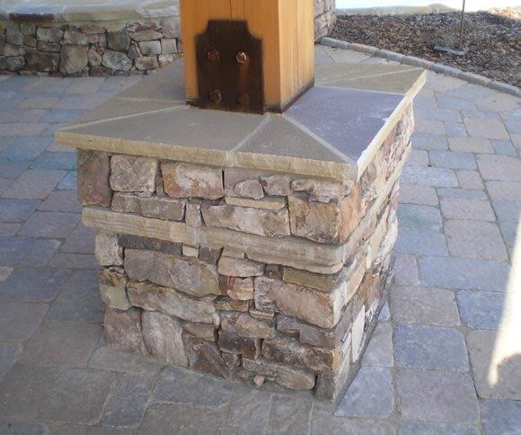 Arkansas Fieldstone Natural Straigh Edge with Arkansas Stone Cap