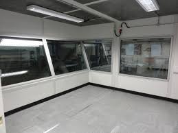4 Glass windows