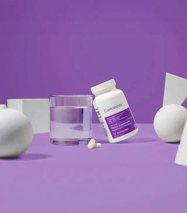 Botella blanca de complemento alimenticio 