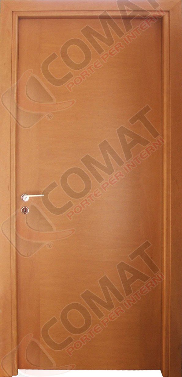 porta in legno impiallacciata