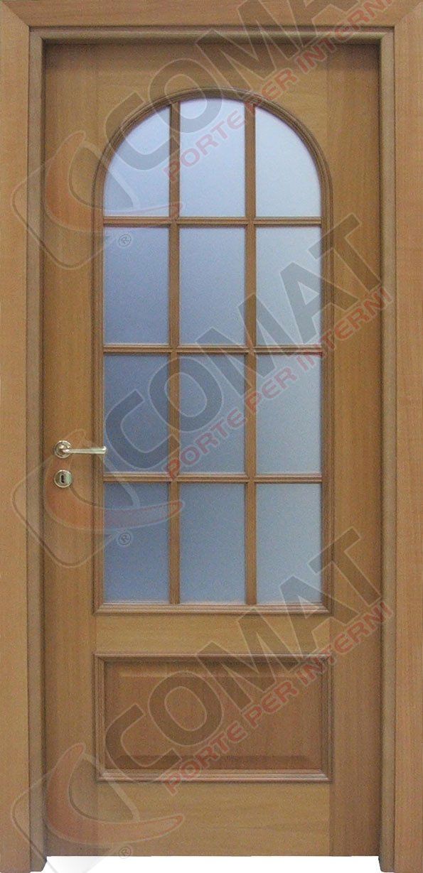 porta in legno impiallacciata con vetro tang