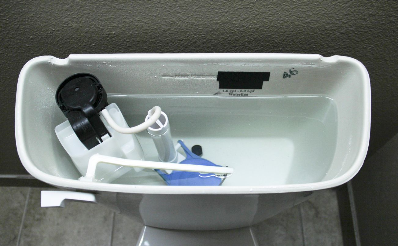 Running Toilet Causes, Fixes, and When to Call a Plumber