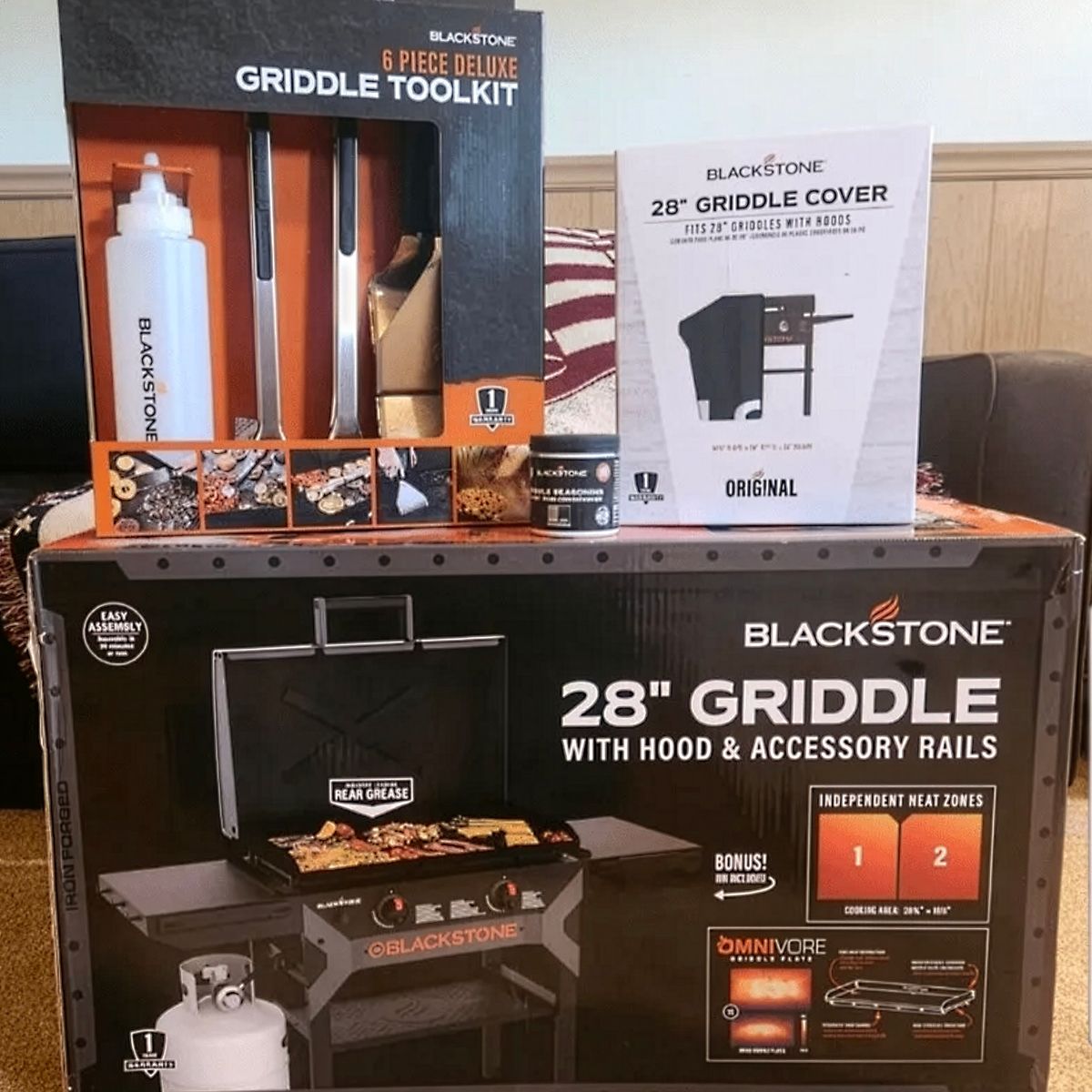 Blackstone griddle with hood and accessory rails