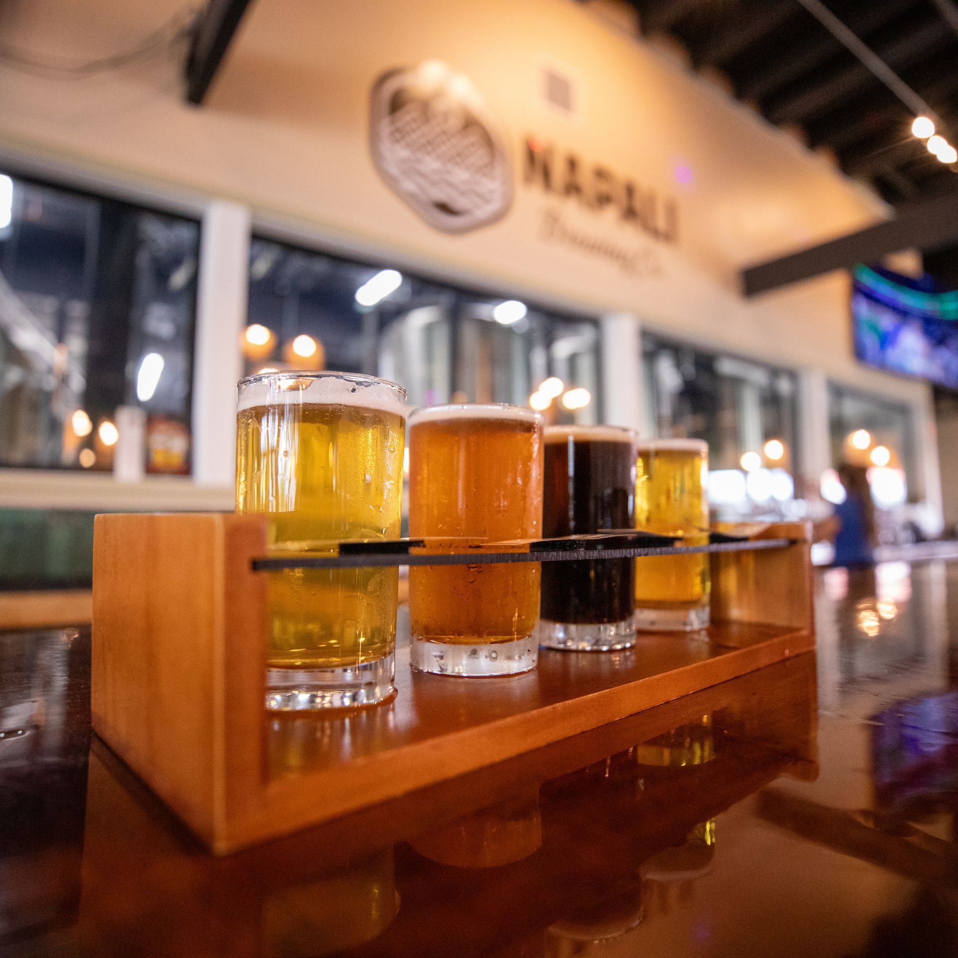 napali brewing beer flight