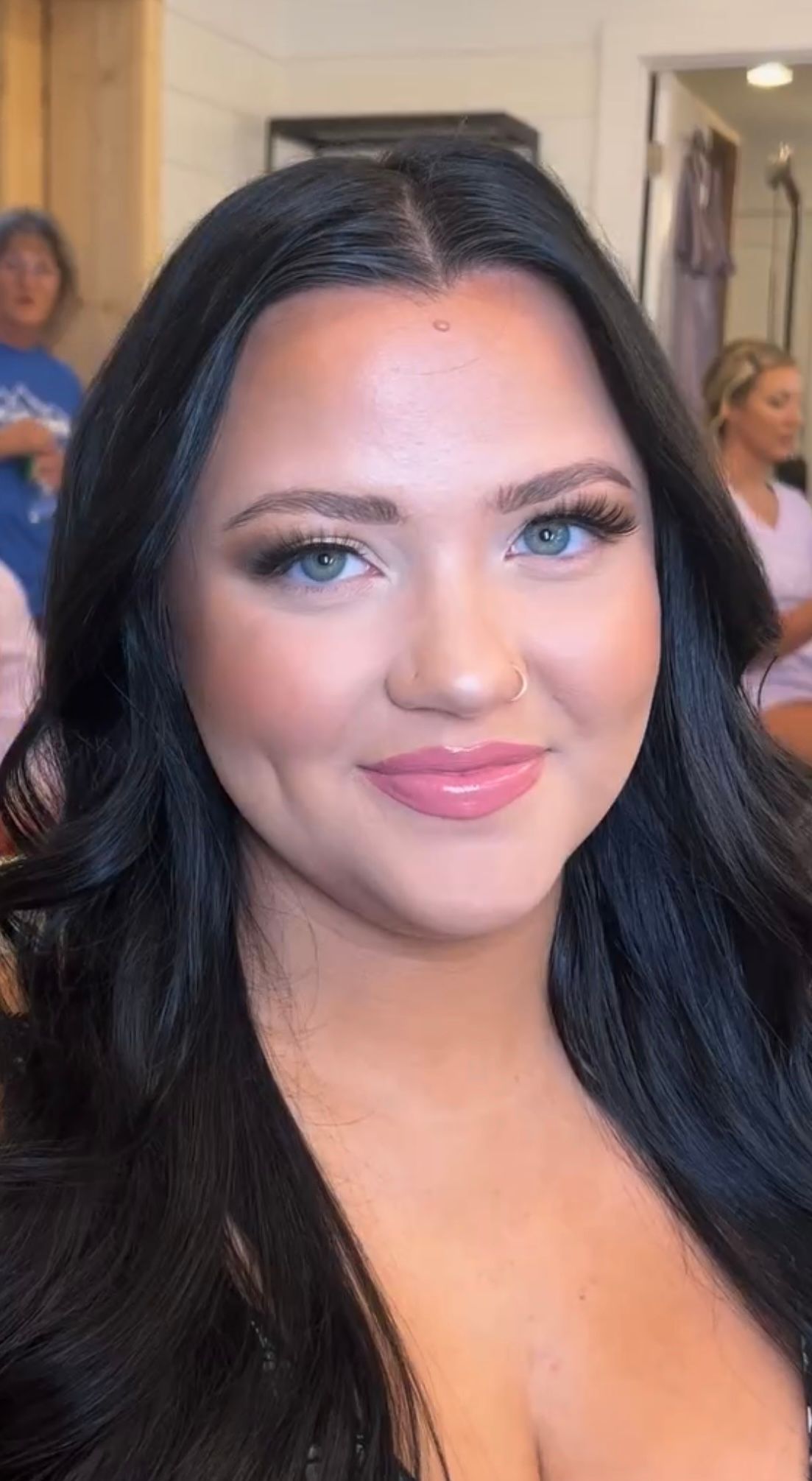 Restored Beauty By Amanda event glam hair and makeup artist