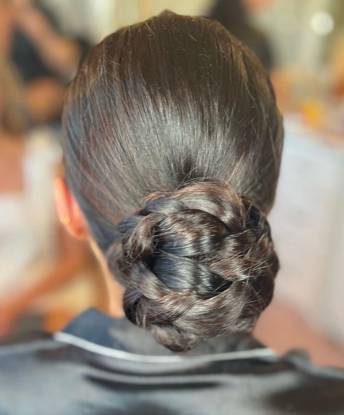 Restored Beauty By Amanda event glam hair and makeup artist