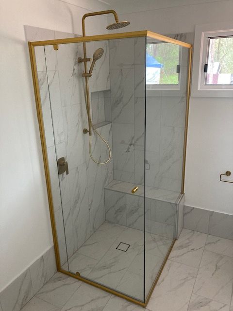 Semi Frameless Pivoting Shower Screen 2 — Patterson Glass Works in Kempsey, NSW