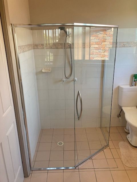 Semi Frameless Pivoting Shower Screen 8 — Patterson Glass Works in Kempsey, NSW