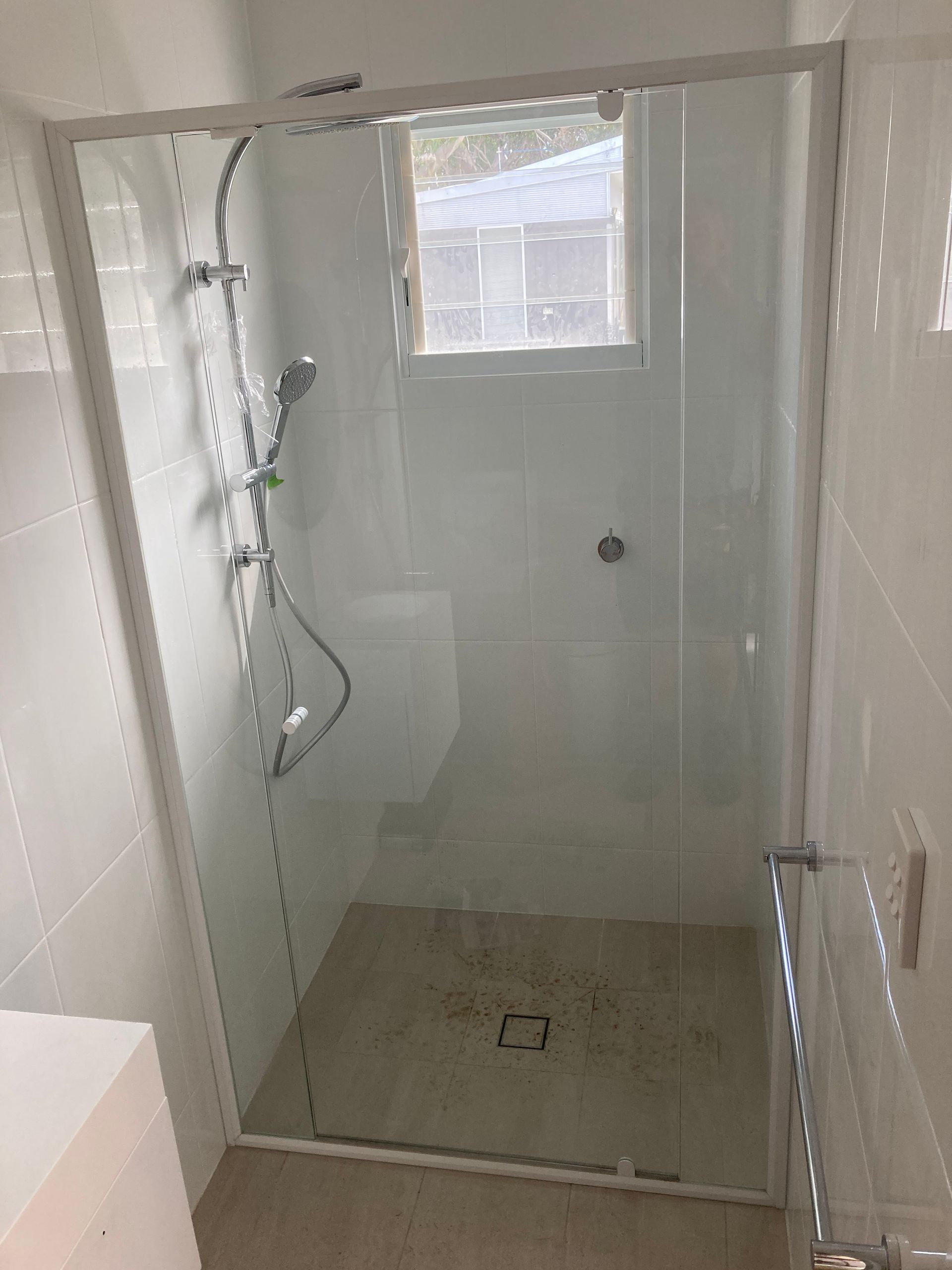 Semi Frameless Pivoting Shower Screen 5 — Patterson Glass Works in Kempsey, NSW