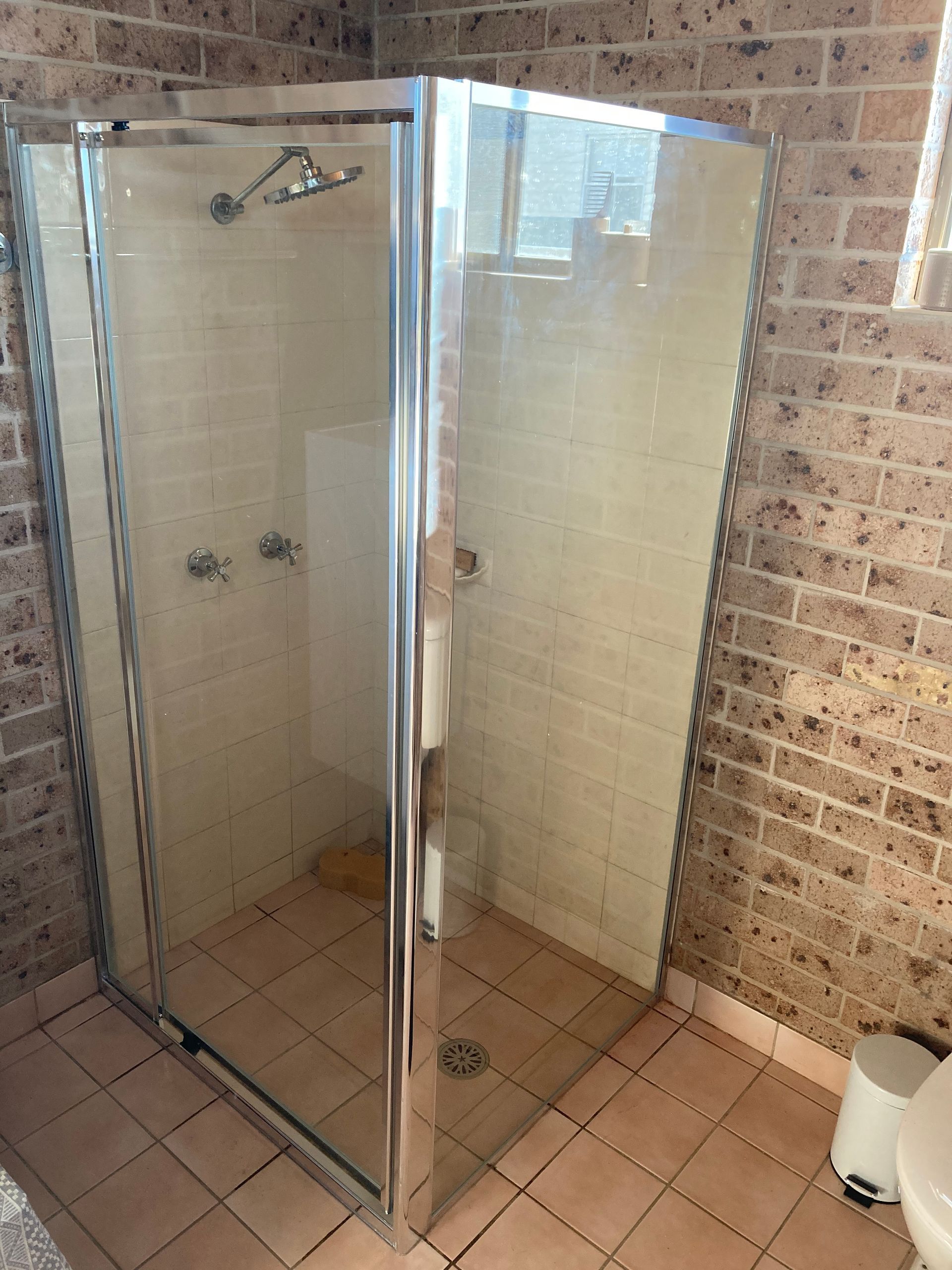 Fully Framed Pivotal Door 10— Patterson Glass Works in Kempsey, NSW