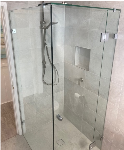 Frameless Shower Screen 4 — Patterson Glass Works in Kempsey, NSW