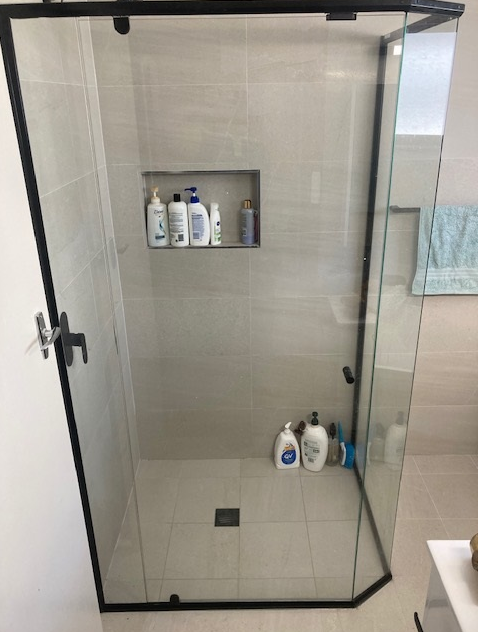 Semi Frameless Pivoting Shower Screen 4 — Patterson Glass Works in Kempsey, NSW