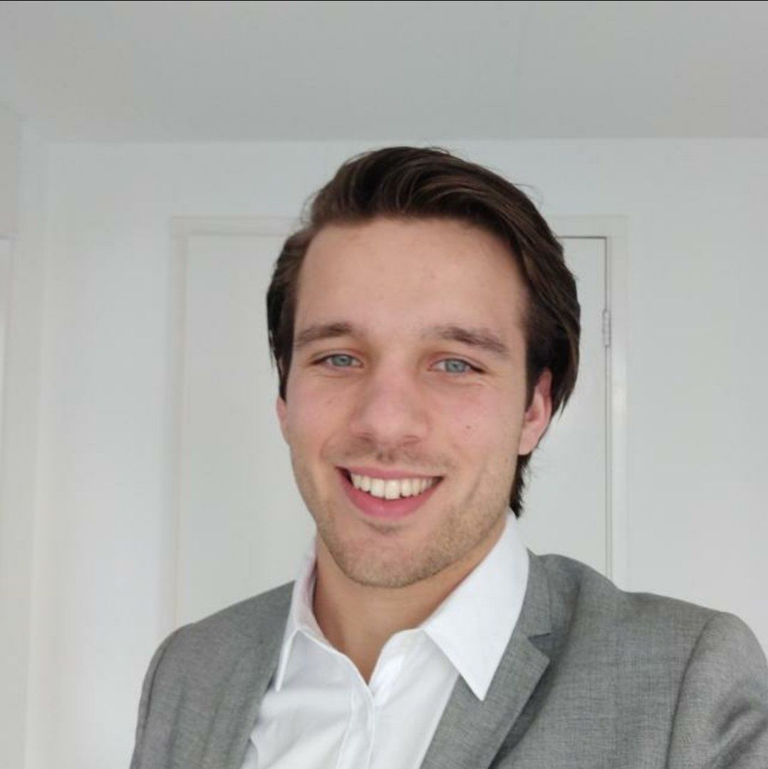 Profielfoto Tim de Jong - eigenaar Social Forest in samenwerking met Real Sales Video