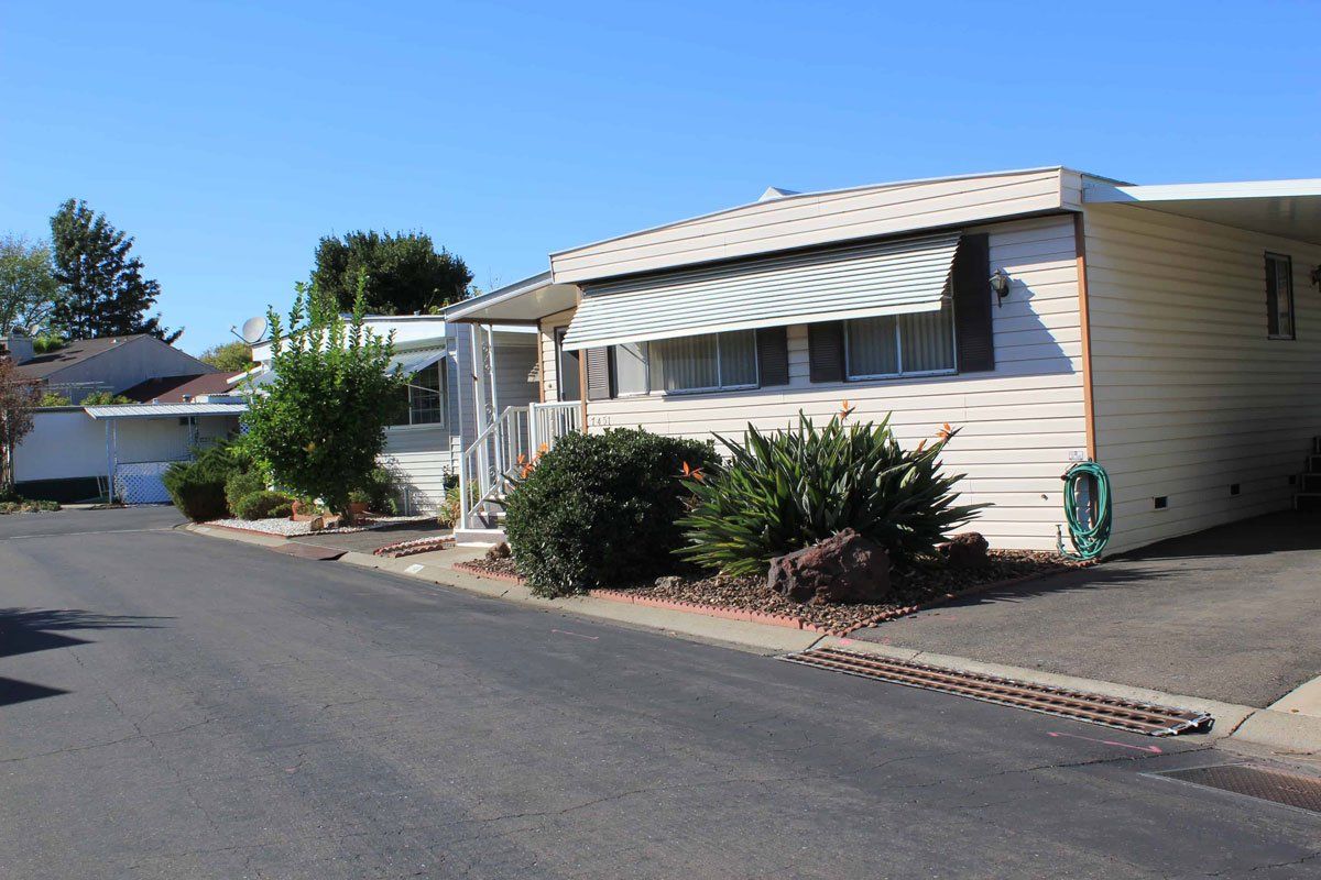 Olympia Commons exterior mobile homes