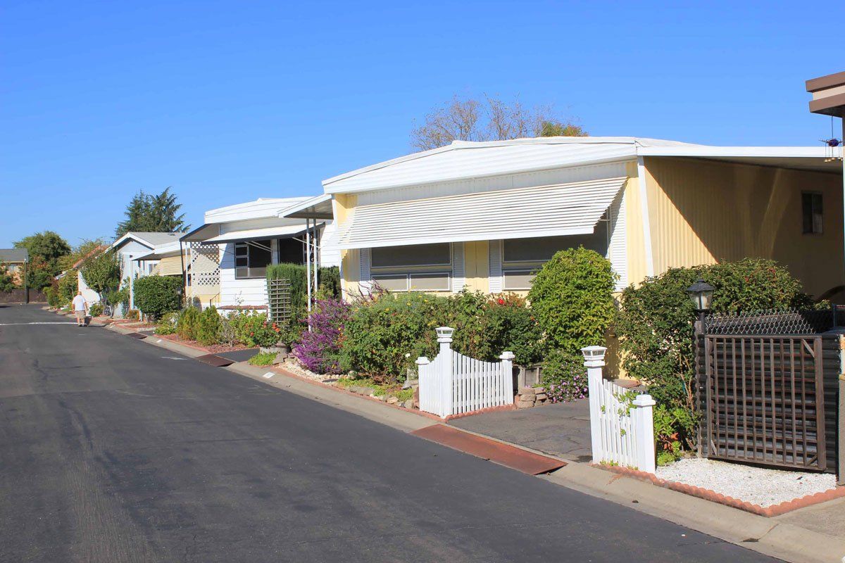 Olympia Commons exterior mobile homes