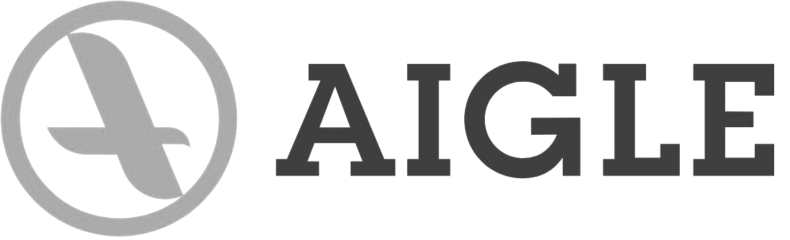 Un logo noir et blanc pour aigle avec un avion dans un cercle.