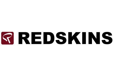 Le logo des Redskins est noir et rouge sur fond blanc.