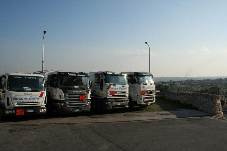 camion per trasporto carburanti