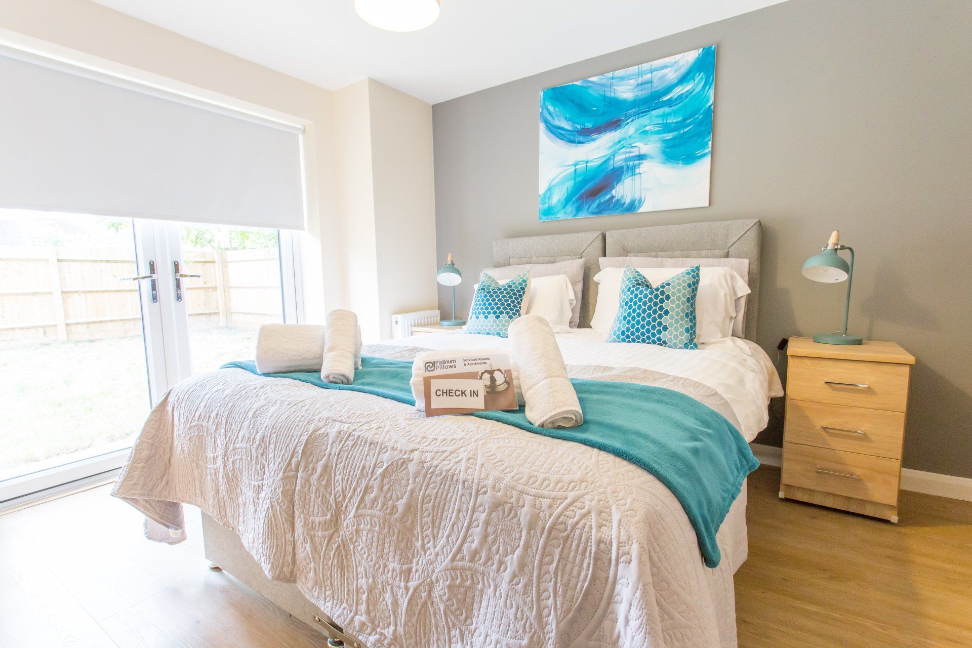 Icon| Serviced Accommodation | Oxford Apt | Contractors | Business | Leisure | Families