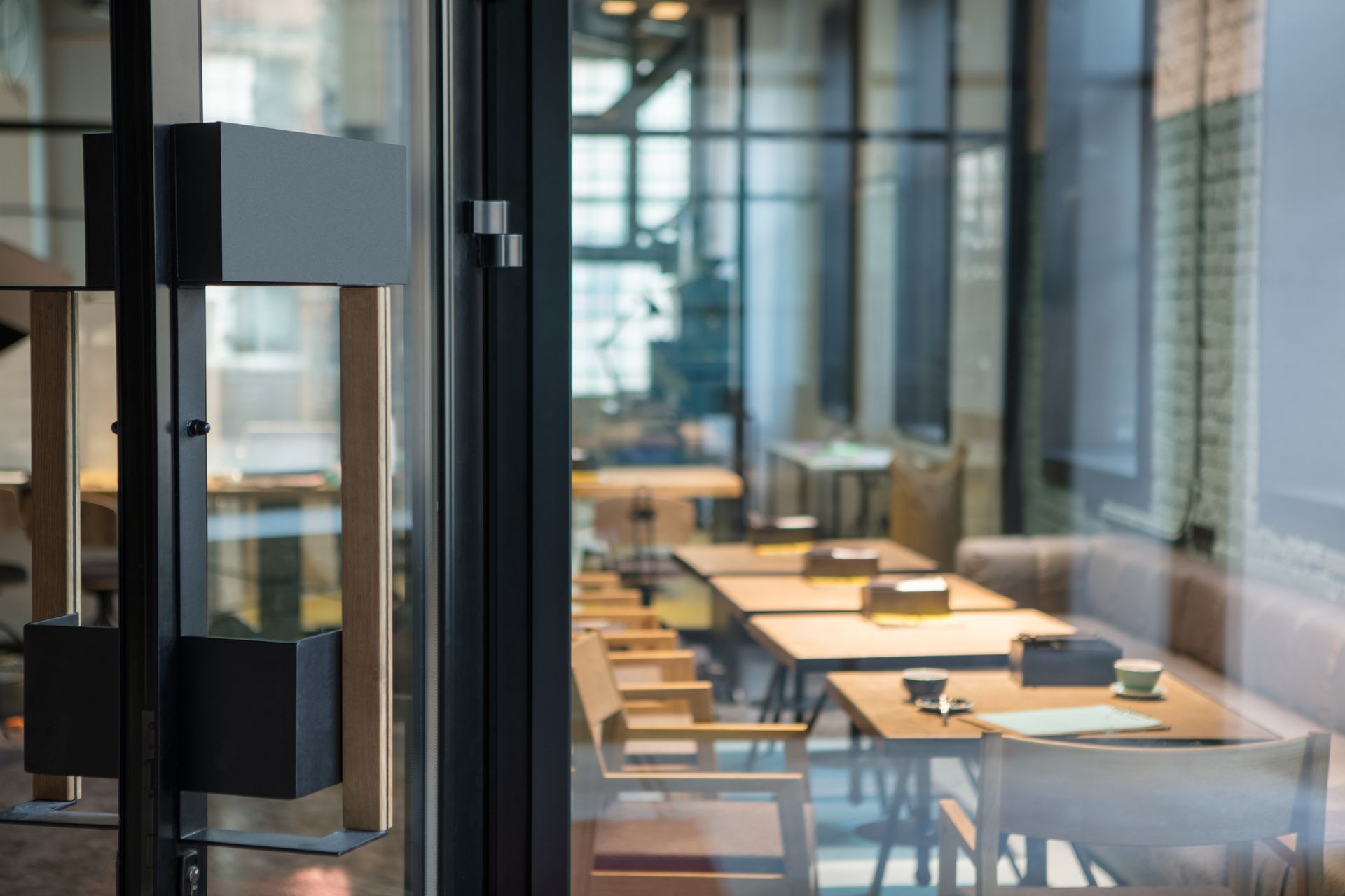 Restaurant with Glass Door and Window — Mesa, AZ — Arcadia Glass Company