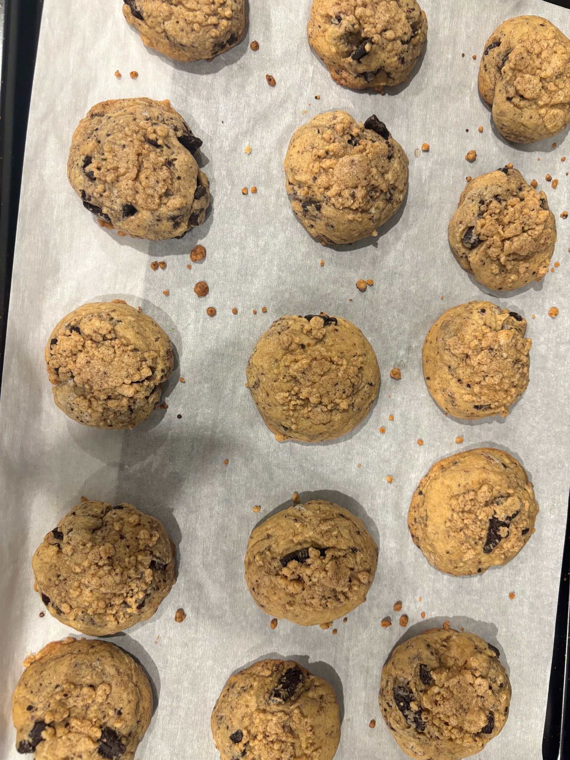 Mocha Oreo Crumbles Cookies