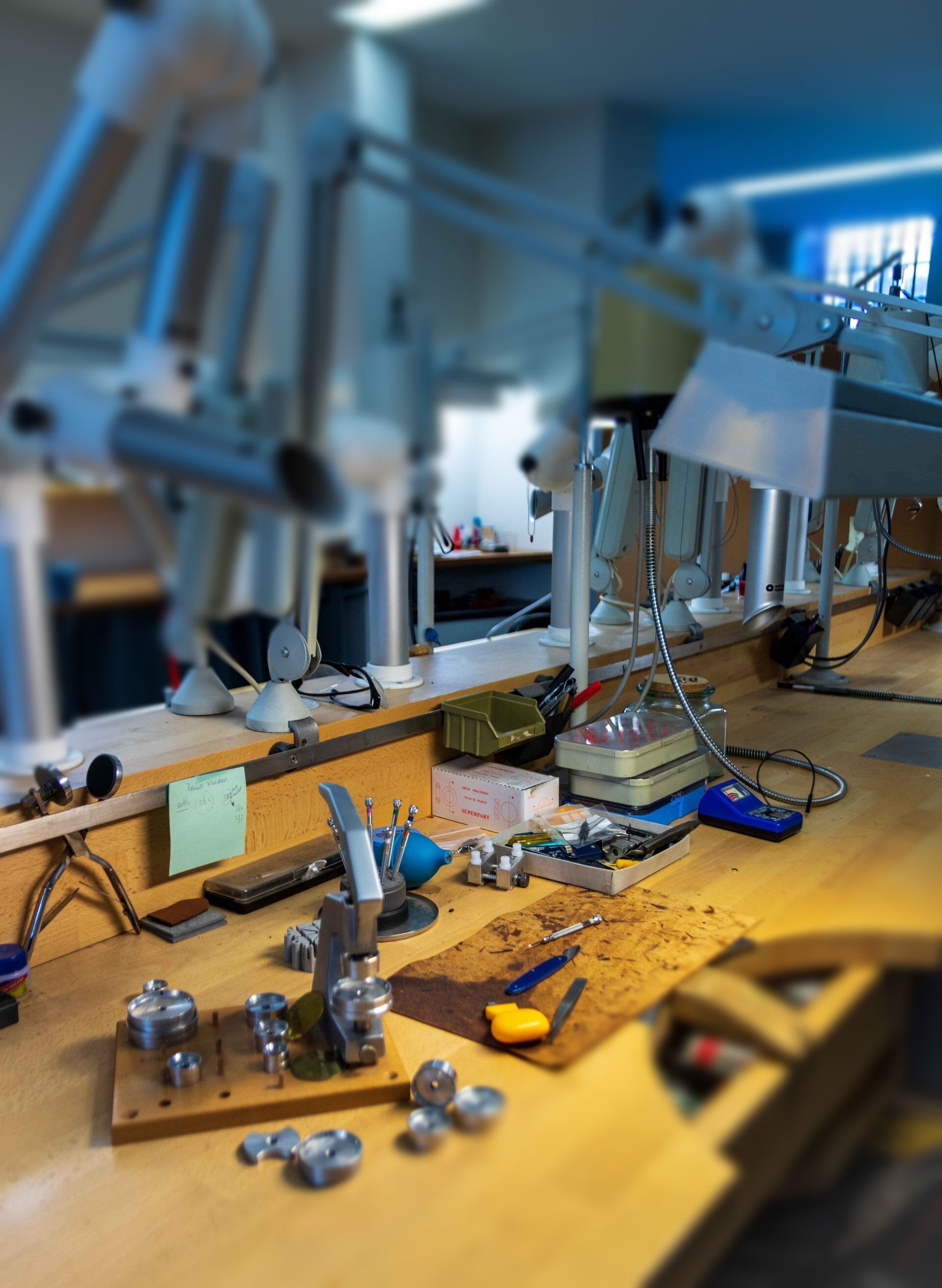 Goudsmid in Utrecht met atelier voor sieraden ontwerp en reparaties - Juwelier Sluijsmans