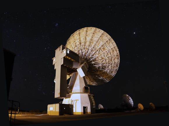 GHY-3  Antenna looking at planet Mars in night sky