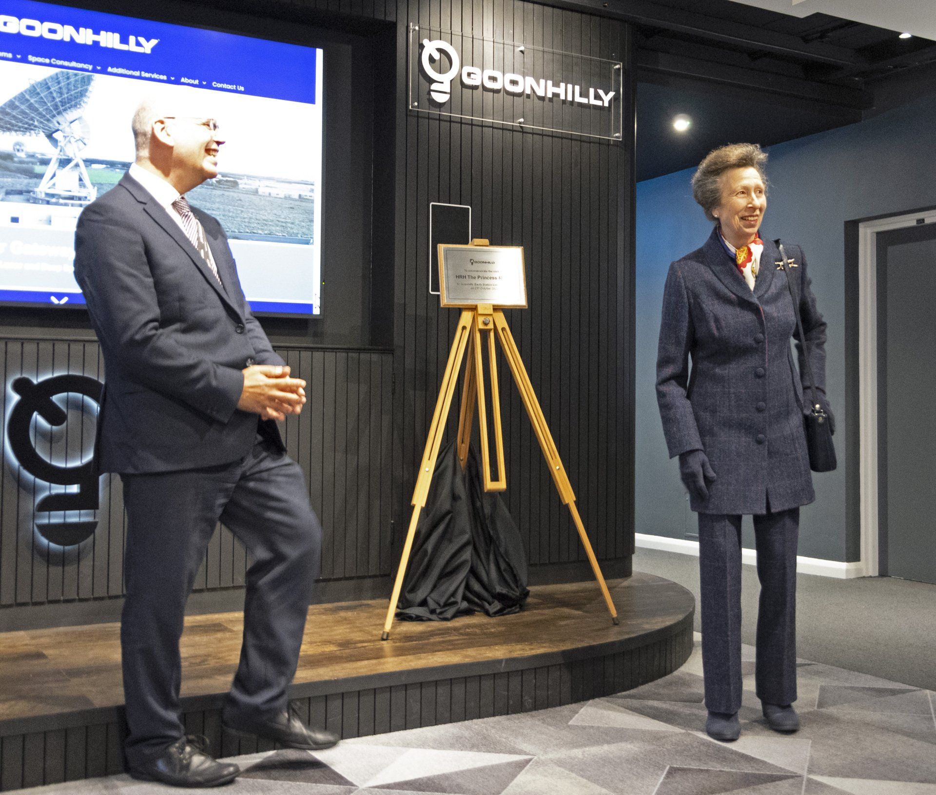 HRH Princess Anne and CEO Ian Jones at the unveiling of a commemorative plaque