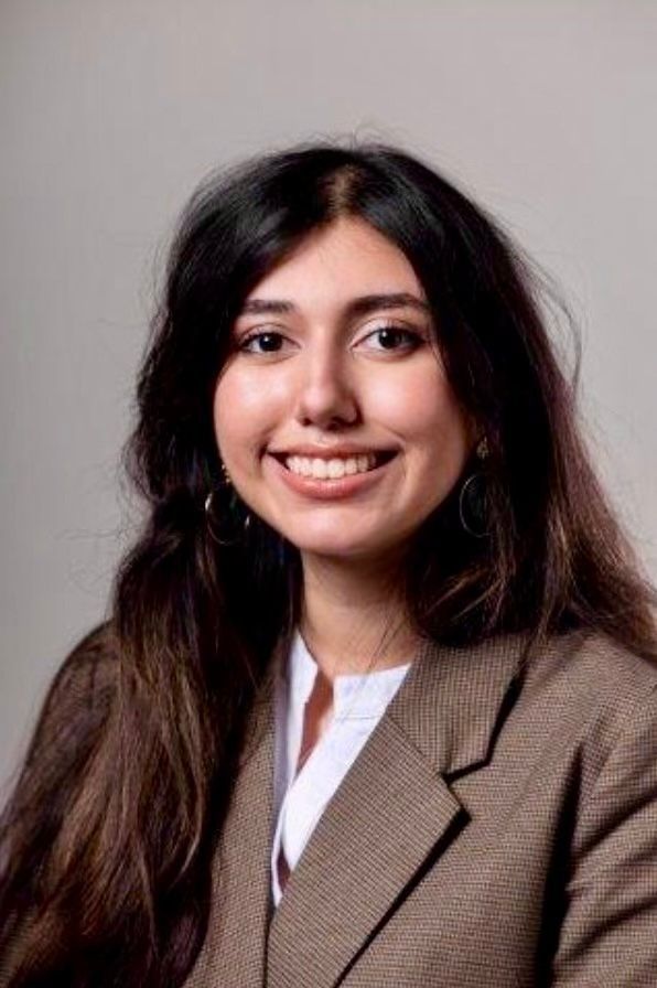 Demi Elrond headshot