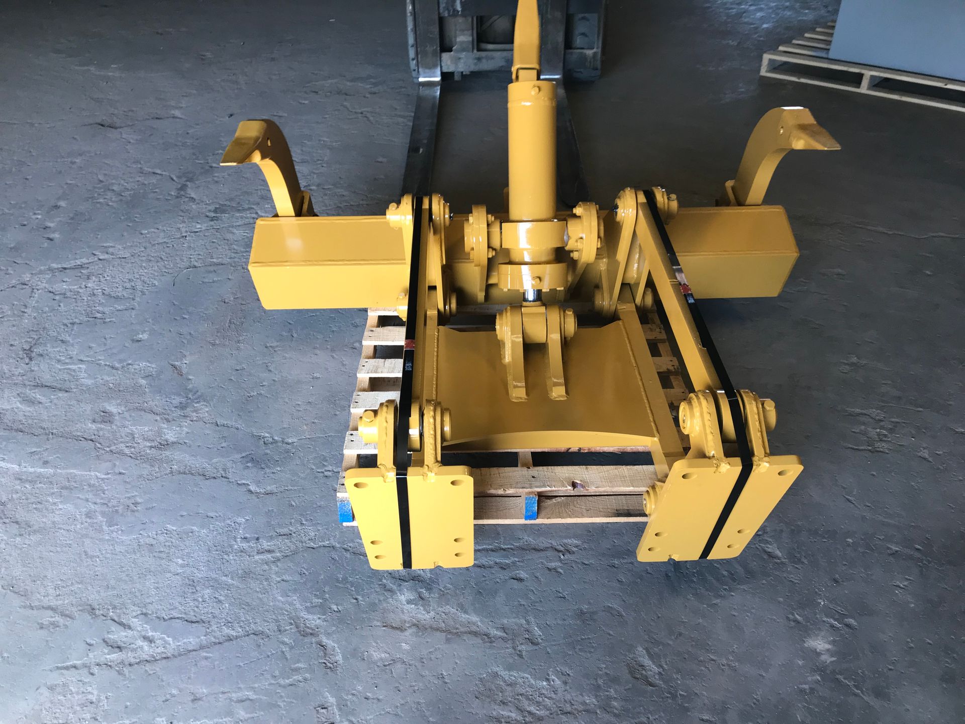 Caterpillar D3G, D4G & D5G Ripper