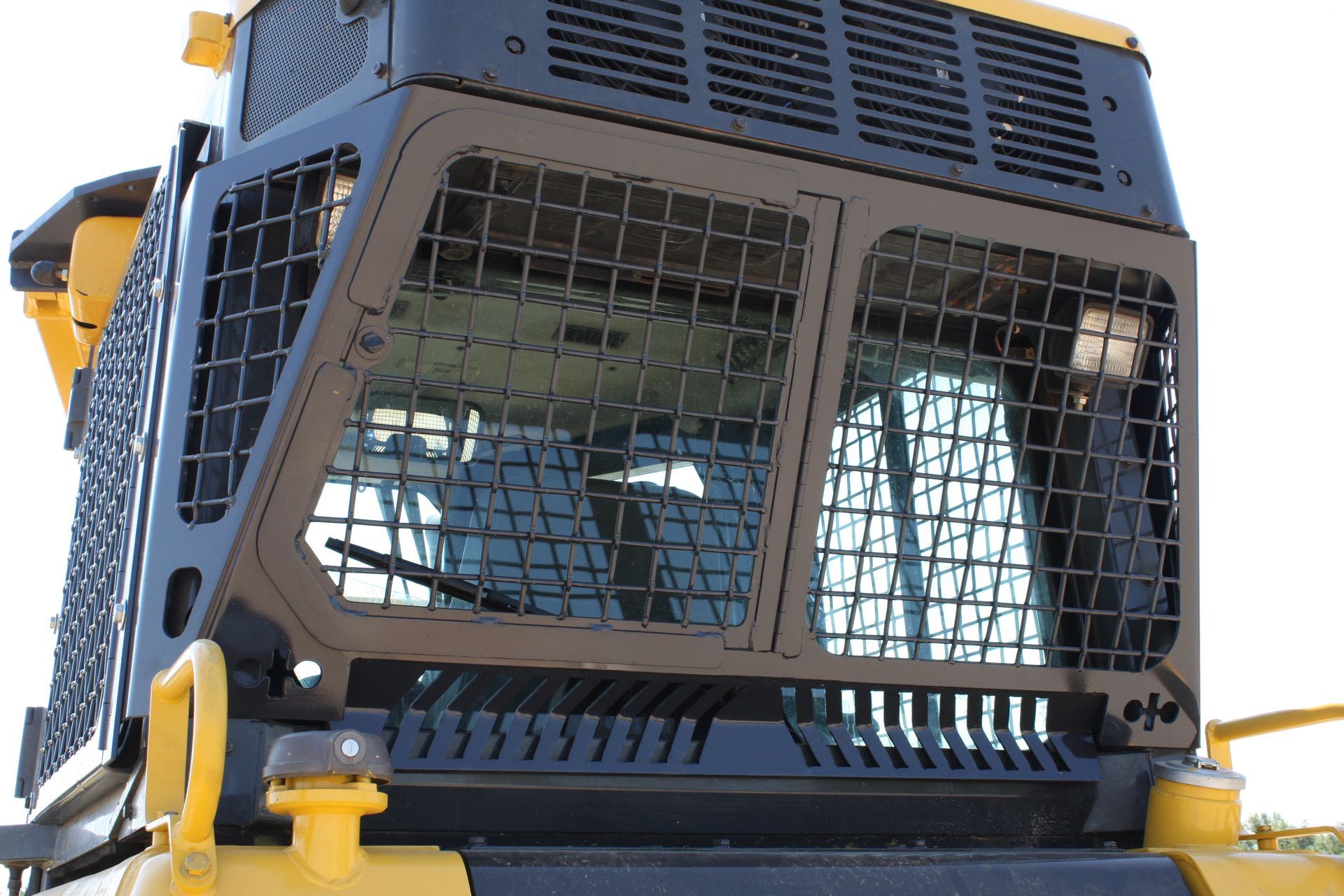 Komatsu D51-22 Screens