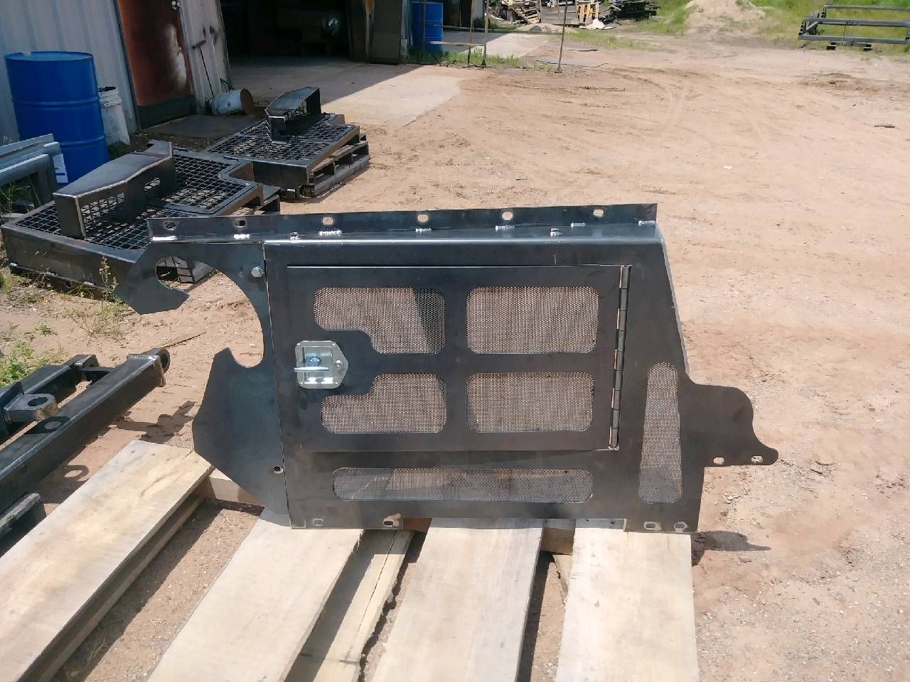 D7G Engine Enclosure