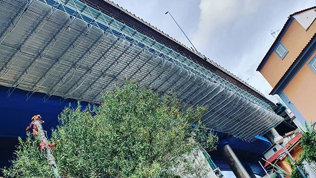 viadotto con ponteggio edile